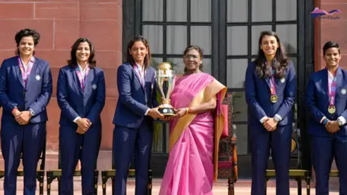 Indian President Honors Victorious Women’s Cricket Team